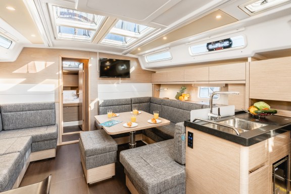 Image of Big Blue yacht #14