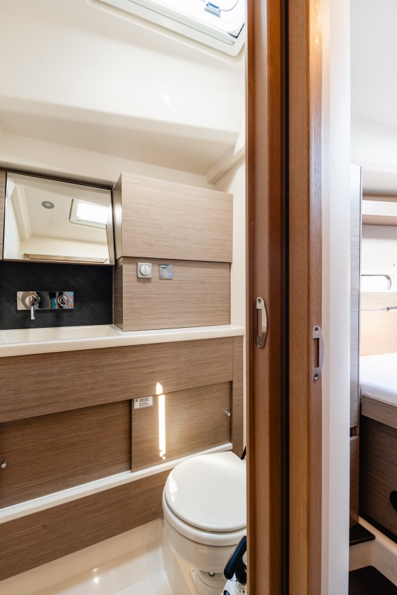 Image of Big Blue yacht #31