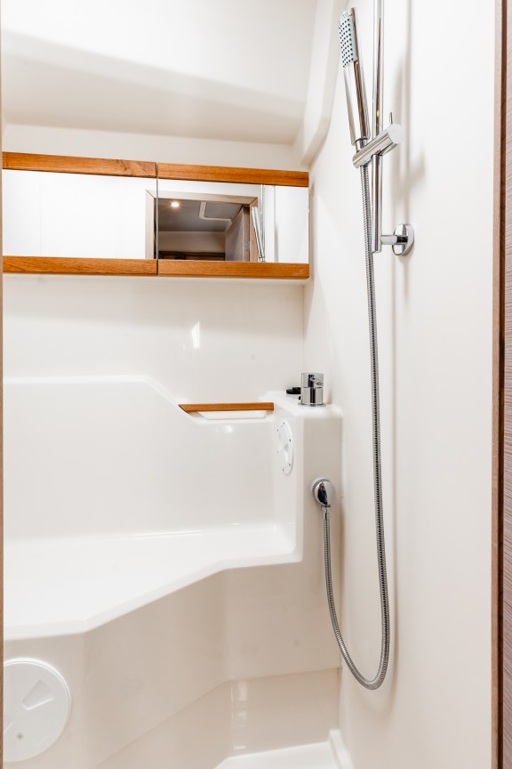 Image of Big Blue yacht #28