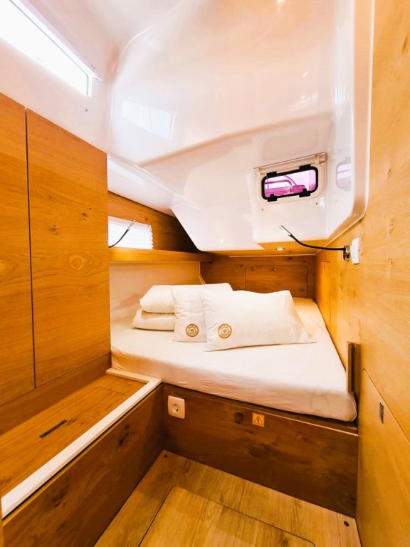 Image of First Edition yacht #26