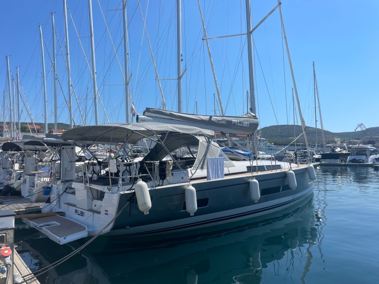 Image of Rubi yacht #4