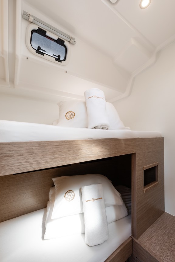 Image of White Pearl yacht #24