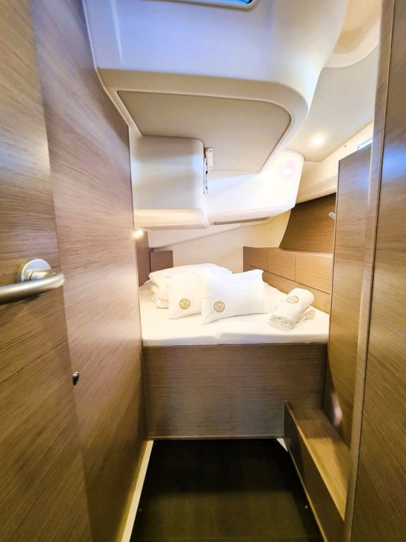 Image of Adriatiq Scum yacht #19