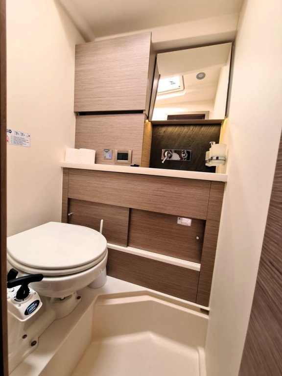 Image of Adriatiq Scum yacht #26