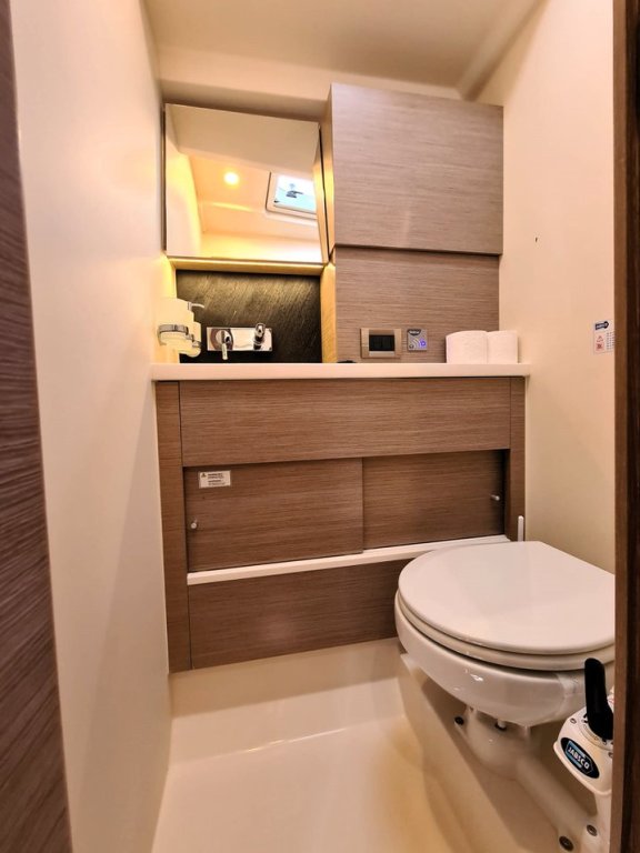 Image of Adriatiq Scum yacht #24