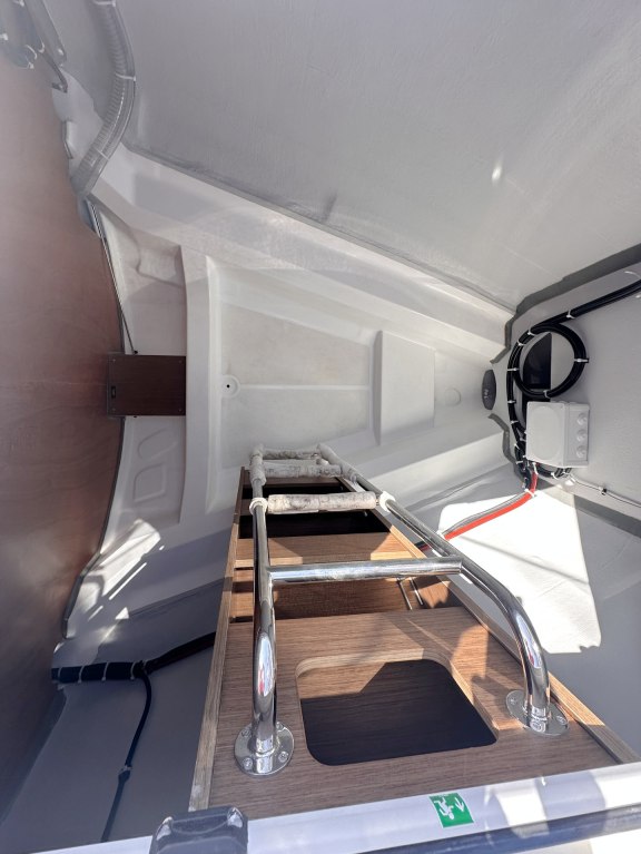 Image of Flipper yacht #8