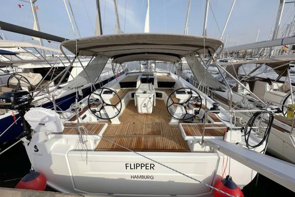 Image of Flipper yacht #3