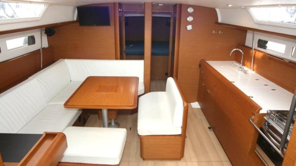 Image of Horizon yacht #10
