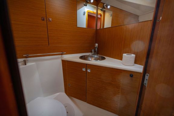 Image of Ana B. yacht #42