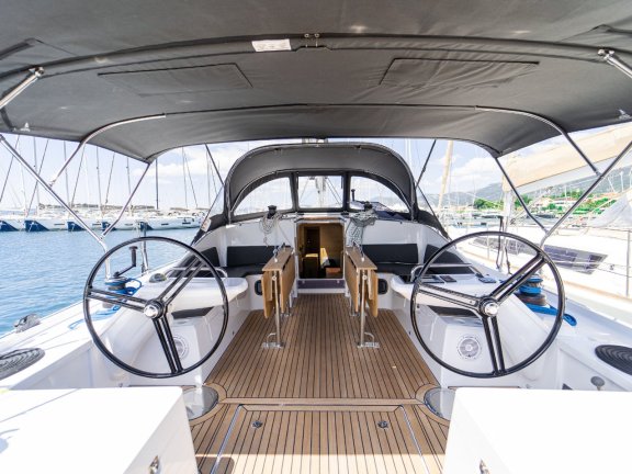 Image of Trinity yacht #6