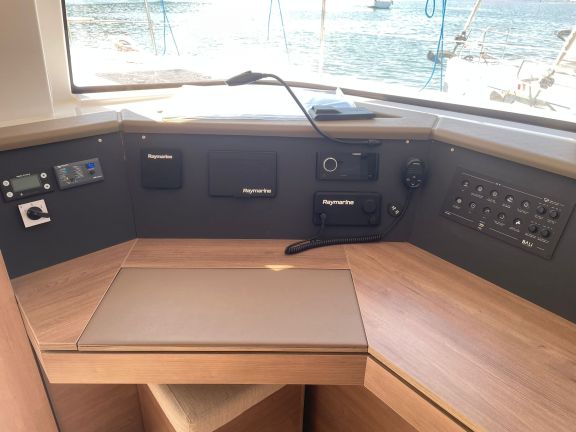 Image of Sail Aquarius yacht #15