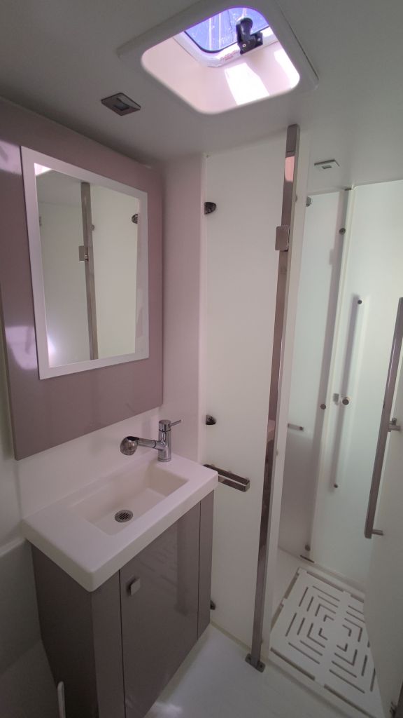 Image of Atchoum yacht #20