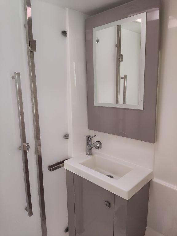 Image of Atchoum yacht #19