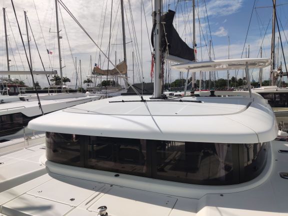 Image of Sleepy yacht #3