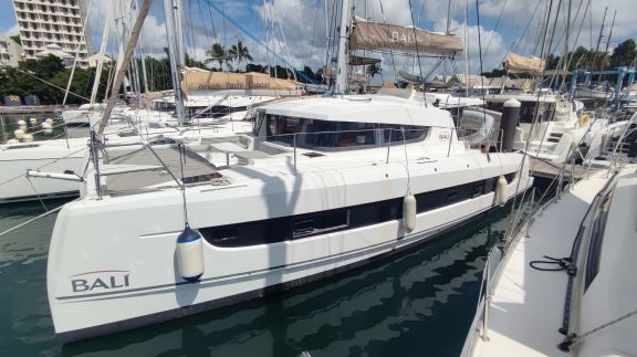 Image of Norman yacht #3