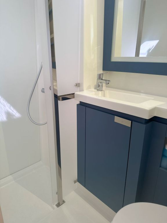 Image of FOLLOW THE SUN yacht #9