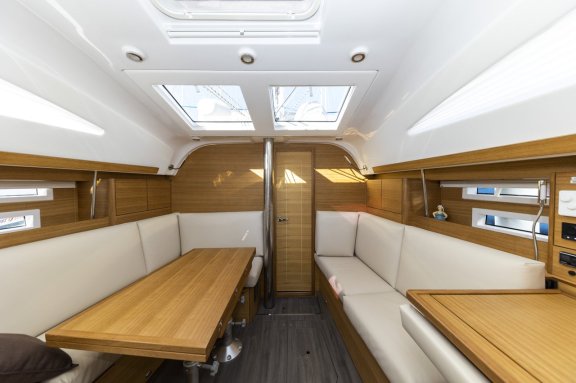 Image of Lady Blue yacht #16