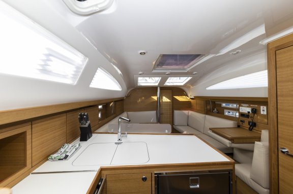 Image of Lady Blue yacht #13