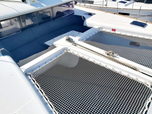 Image of Red Twin II yacht #18