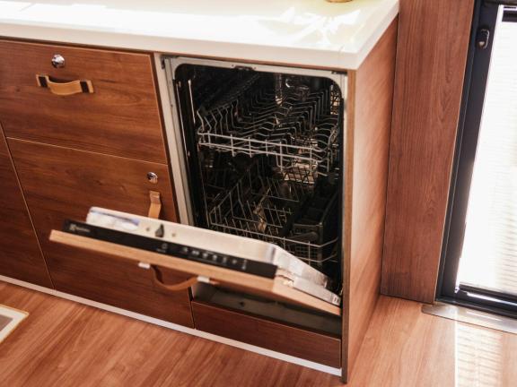 Image of Ediba Scorpio yacht #15