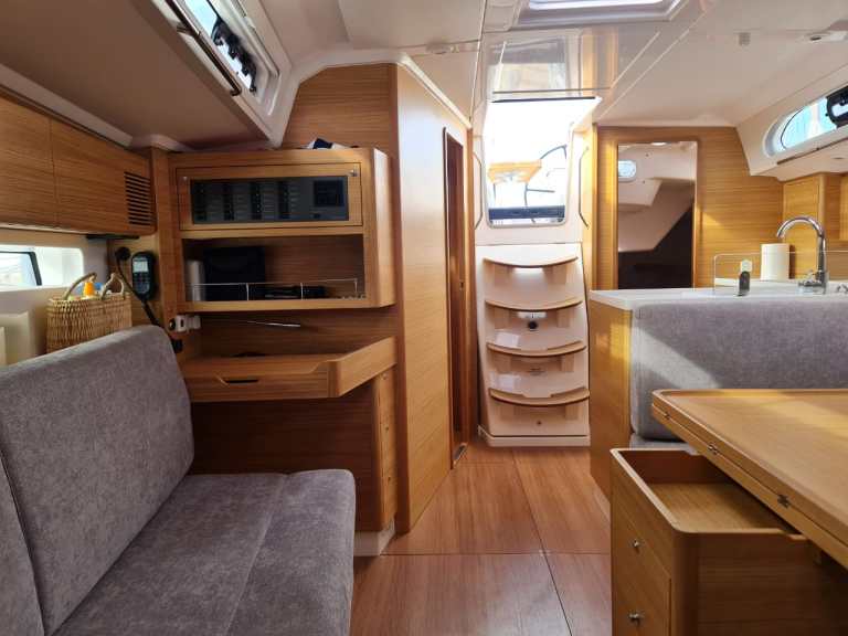 Image of Calliope yacht #3