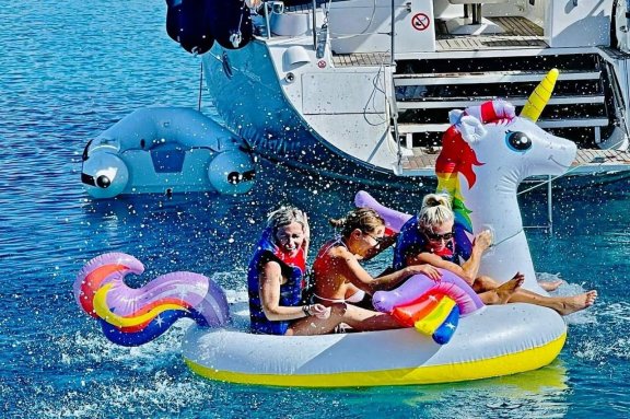 Image of Treaton yacht #16