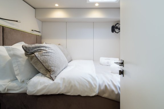 Image of Sweet Dreams yacht #21