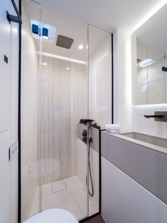 Image of Sweet Dreams yacht #32