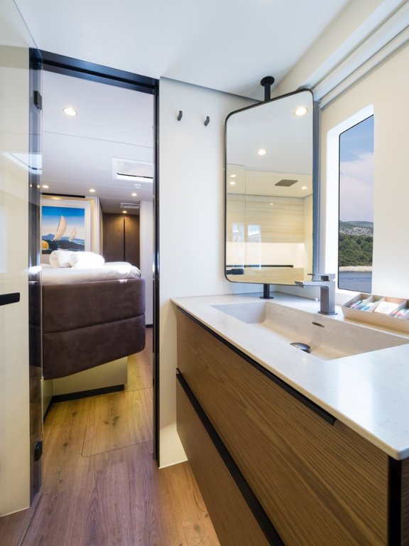 Image of Sweet Dreams yacht #35