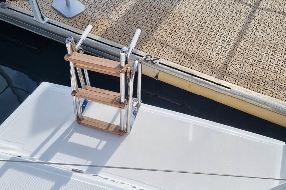 Image of Sunrise yacht #5