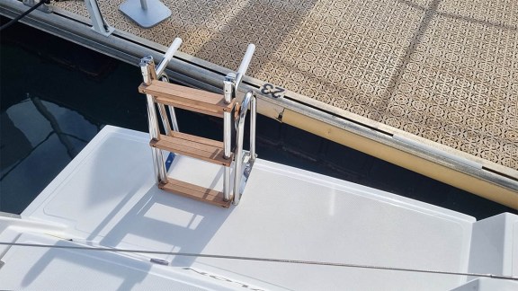 Image of Sunrise yacht #25