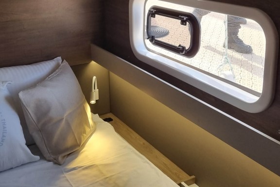 Image of Sunrise yacht #40