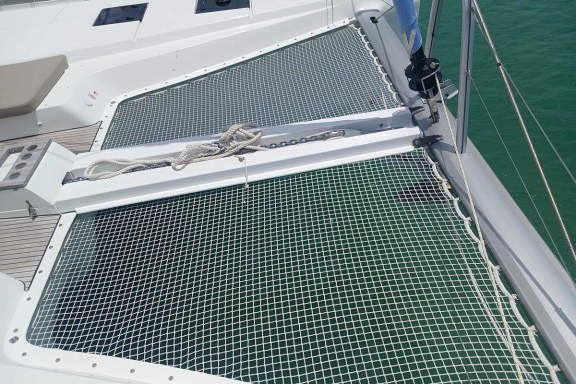 Image of Sapphire Seas yacht #12