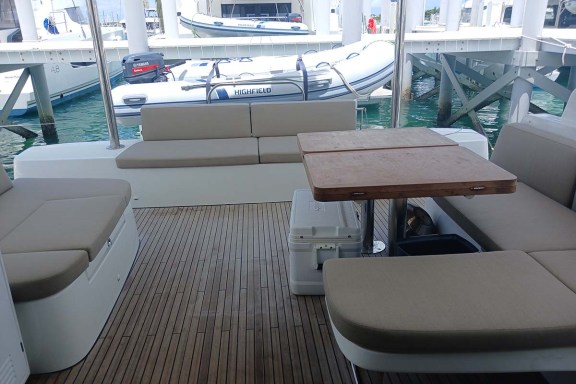 Image of Sapphire Seas yacht #13
