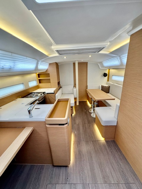 Image of Lucia yacht #5