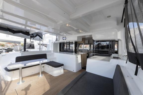 Image of Linda II yacht #5