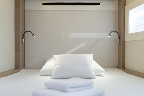 Image of Linda II yacht #12