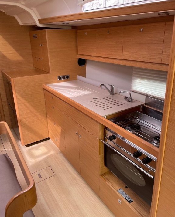 Image of Pyxis yacht #9