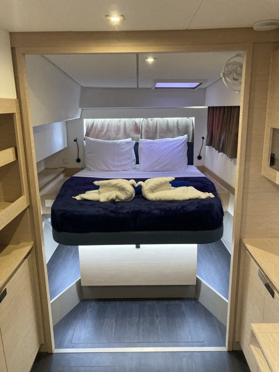 Image of Cecilia II yacht #16