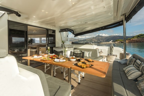 Image of Jewel yacht #18