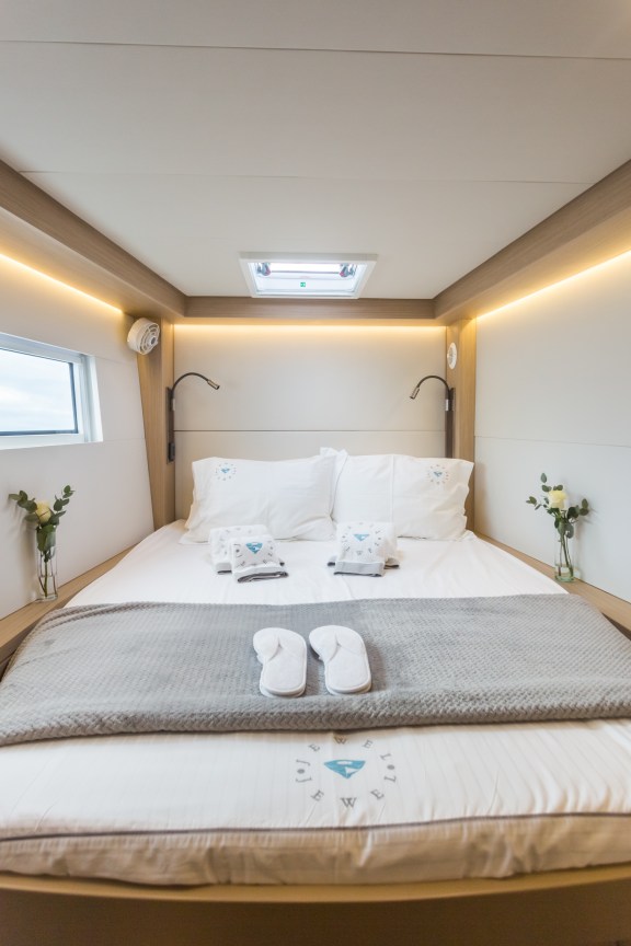 Image of Jewel yacht #26