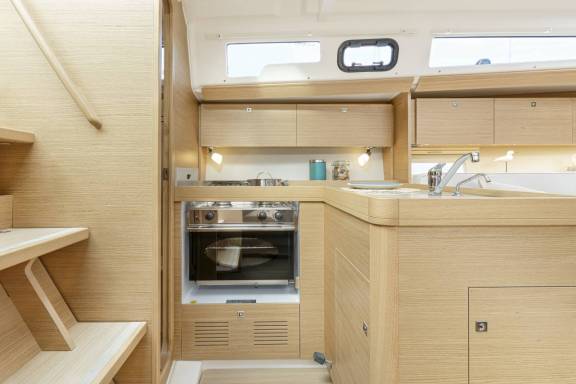 Image of Dzama yacht #4