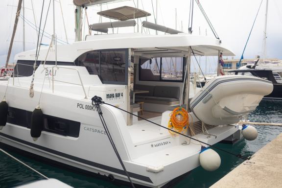 Image of Maya Bay 4 yacht #4