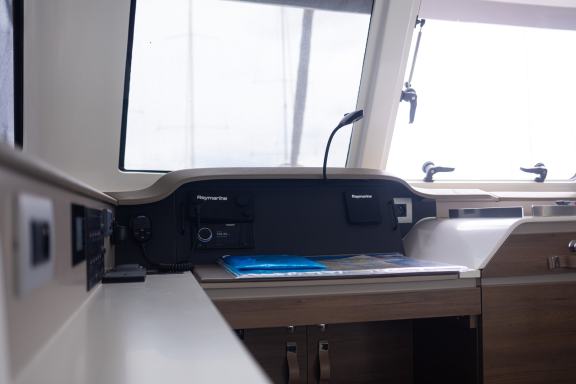 Image of Maya Bay 4 yacht #15