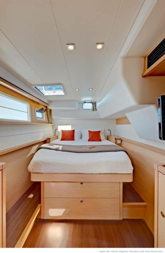 Image of Blue Diamond yacht #8