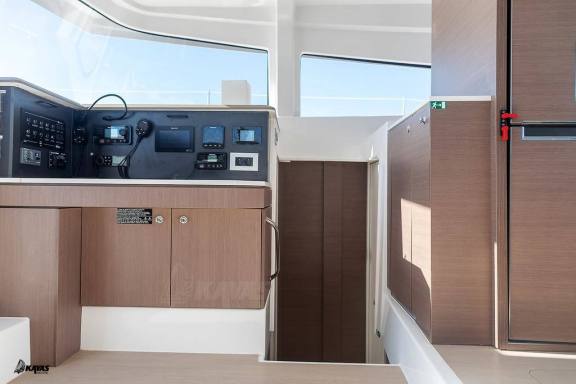 Image of Kos 42.8 yacht #11