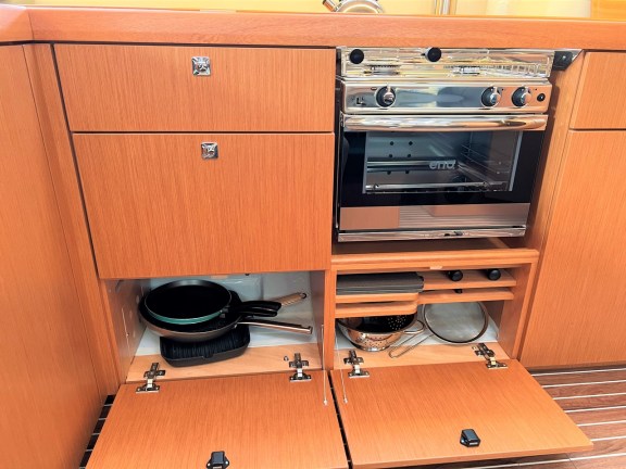 Image of Sunset Breeze yacht #12