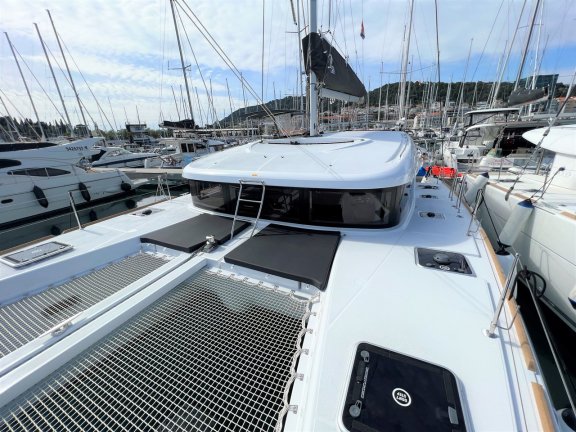 Image of Wind Seeker yacht #17