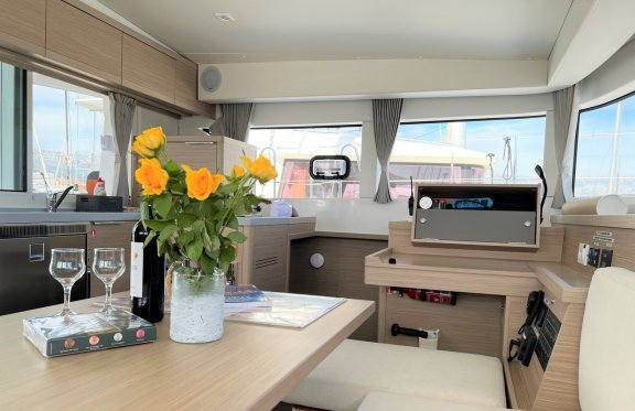 Image of Wind Seeker yacht #24