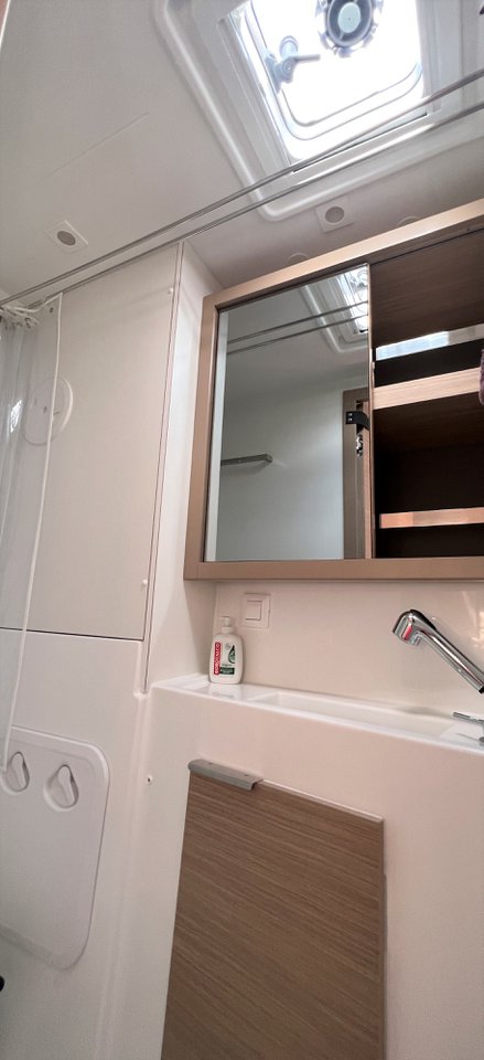 Image of Wind Seeker yacht #33